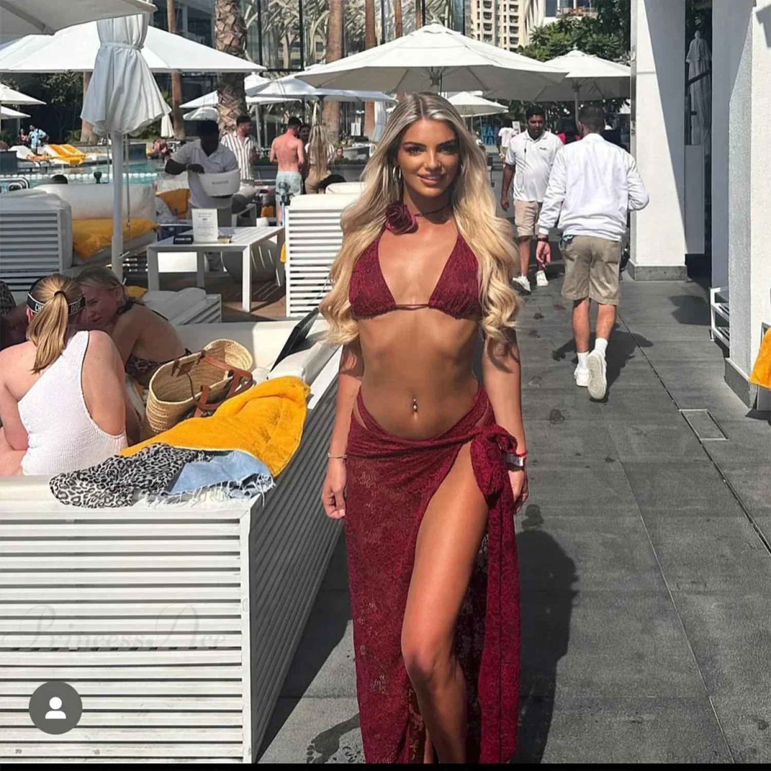 3D Flower Fringed Skirt Three Piece Swimsuit - Image 7