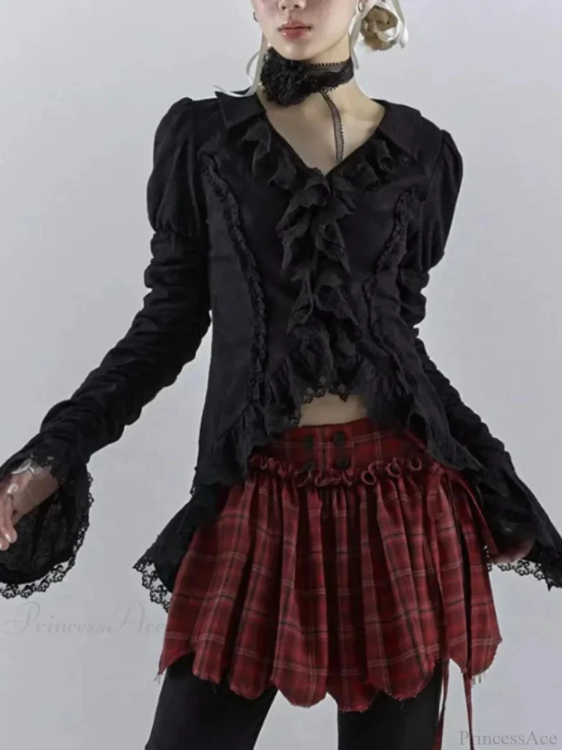 Antique Extended Sleeve Lace Blouse - Image 3