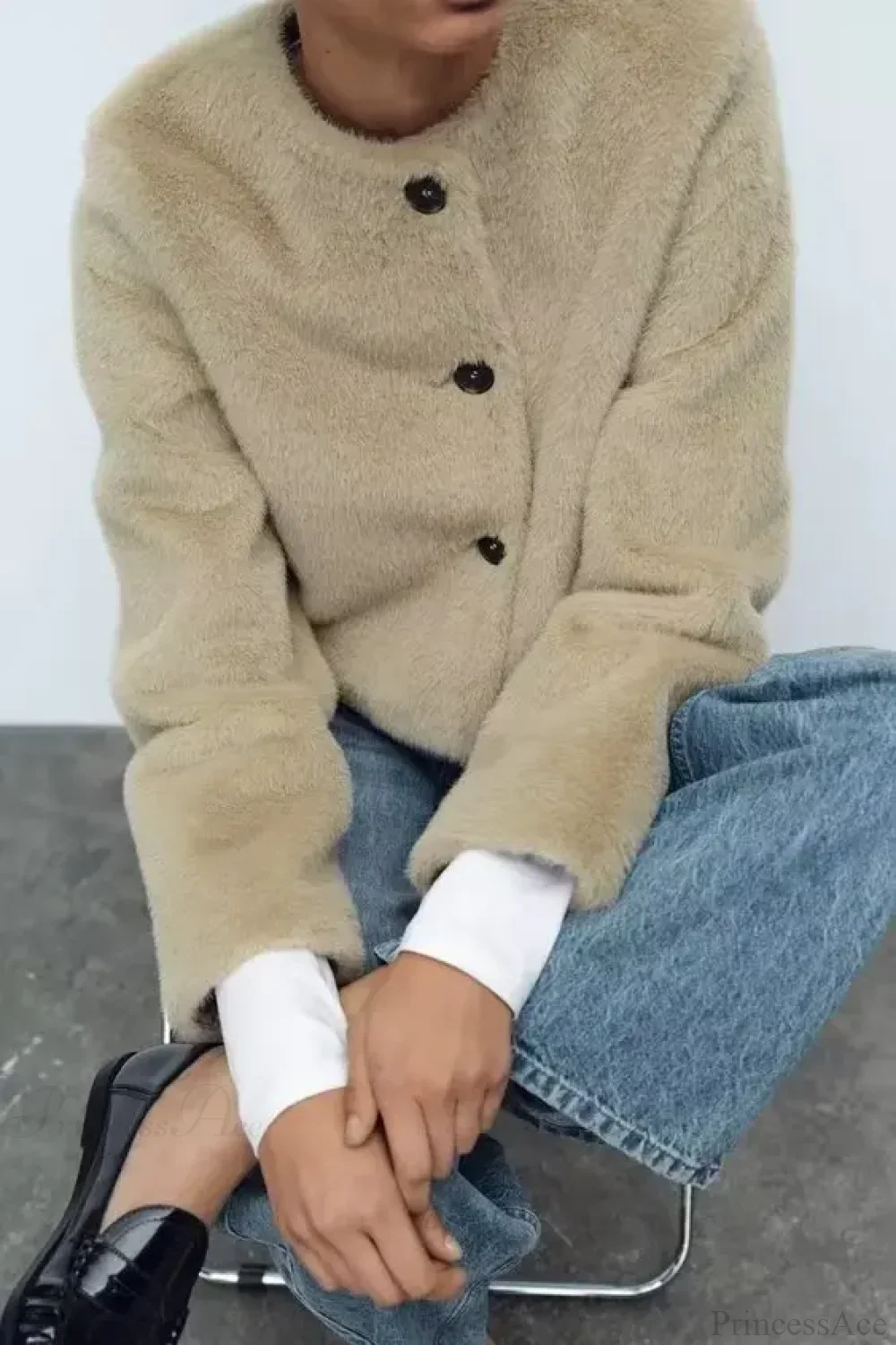 Artificial Fur Short Jacket Knit Cardigan - Image 2