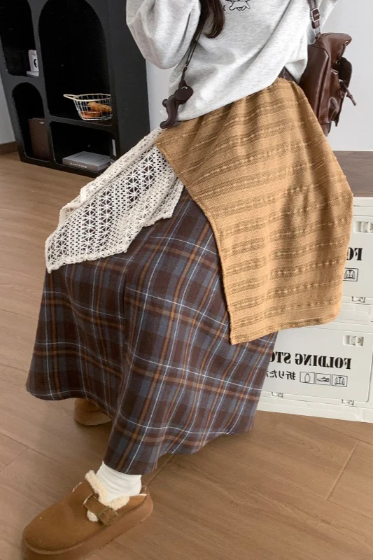 Asymmetric Lace Panel Plaid Skirt - Image 4