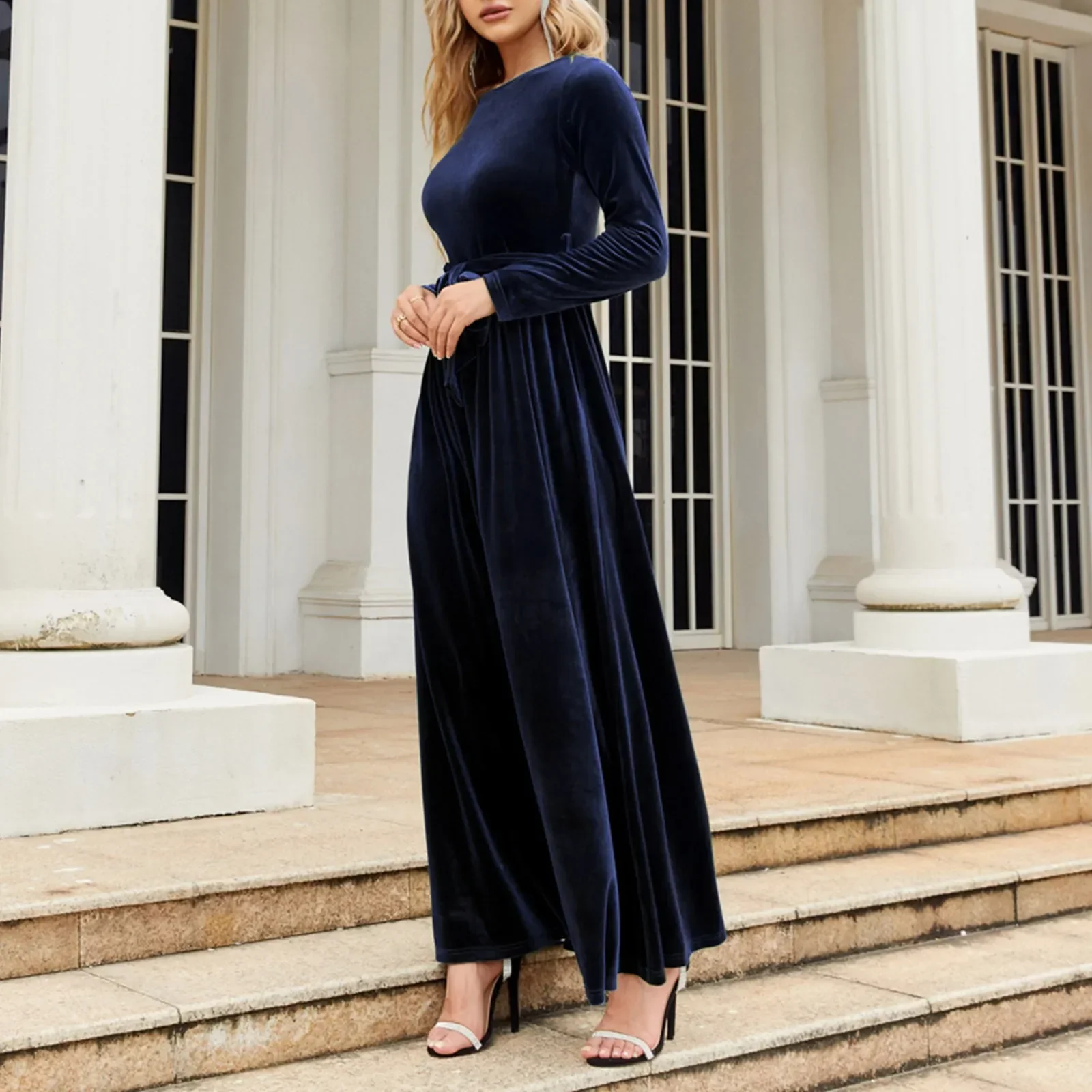 Autumn New Green Velvet Long Dress Elegant Vintage O-neck Lace-up Party Dress - Image 4
