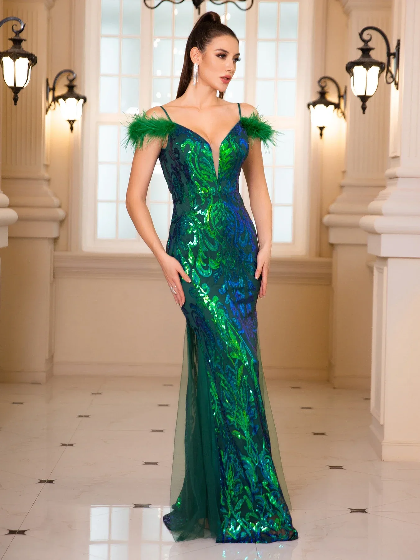 Backless Green Sequin Party Dress - Image 3