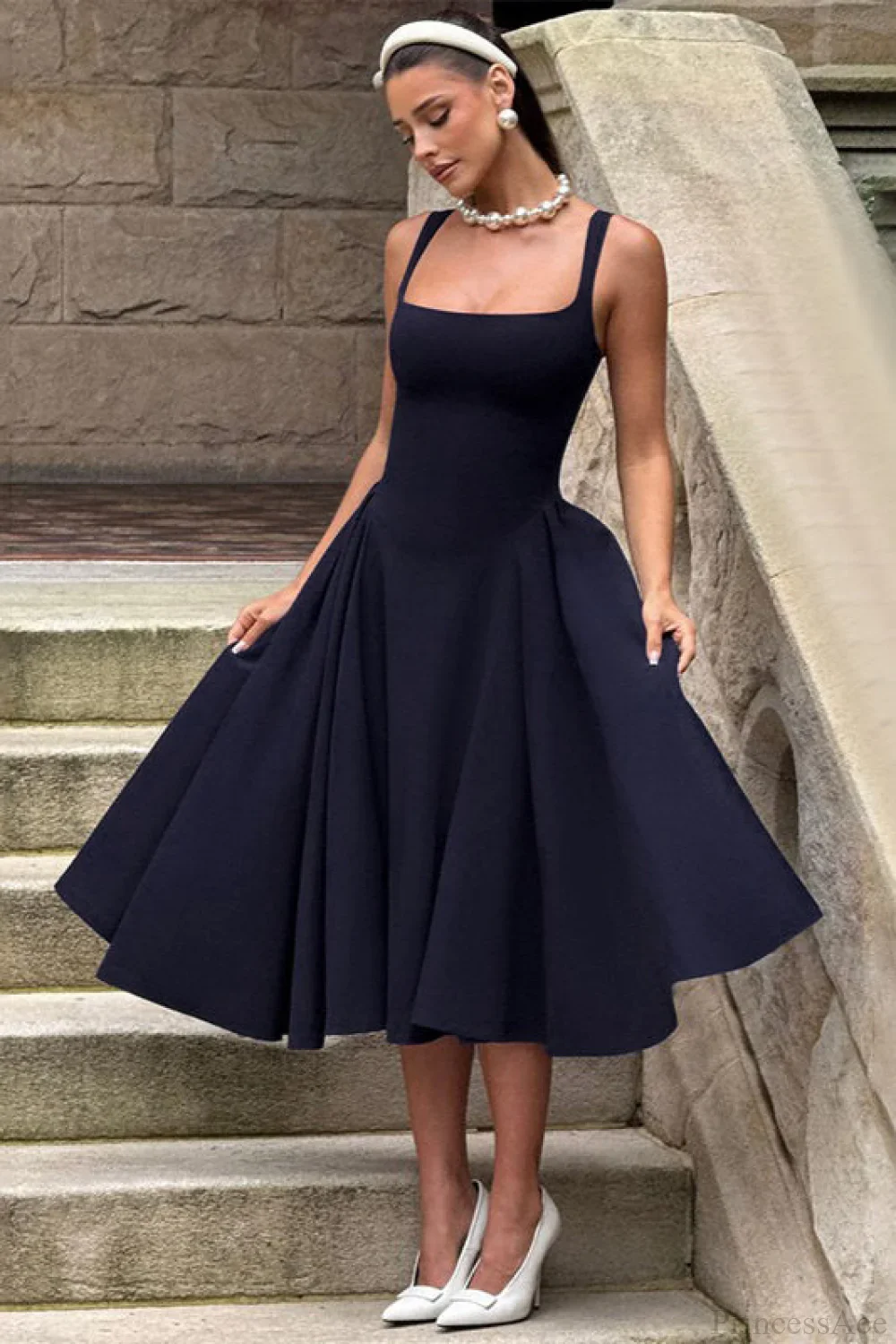 Backless Square Neck Fitted Party Dress - Image 4
