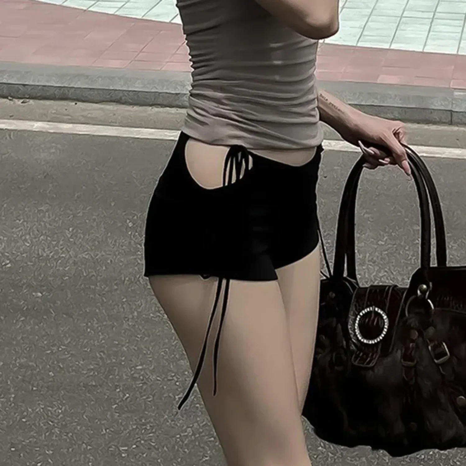 Bandage HolLow-Out Skinny Short - Image 2