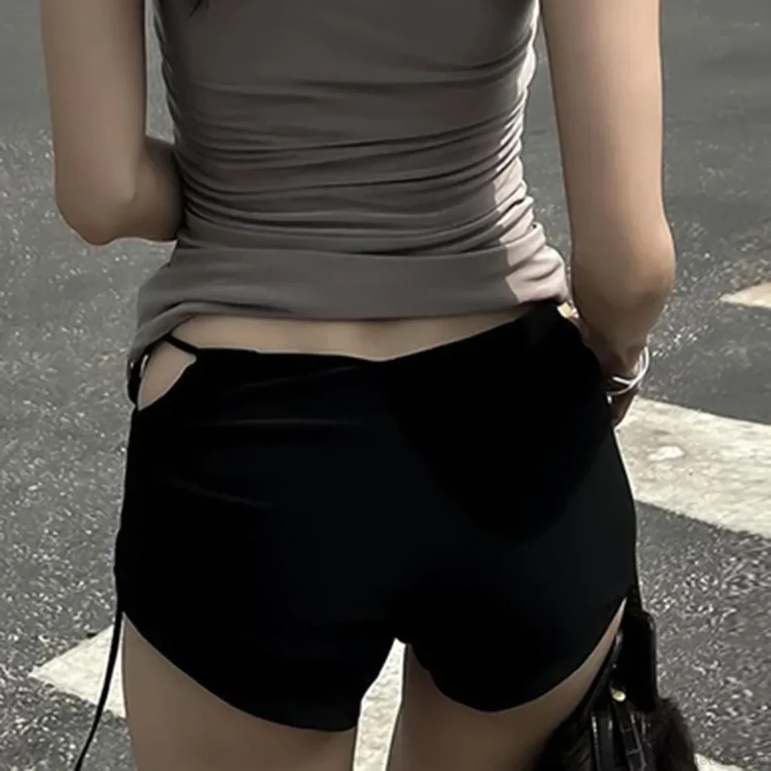 Bandage HolLow-Out Skinny Short - Image 4