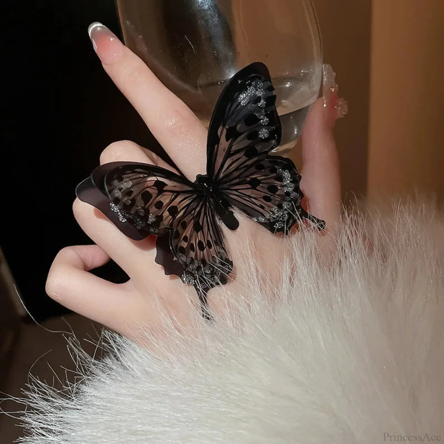 Big Butterfly Medieval Ring - Image 4