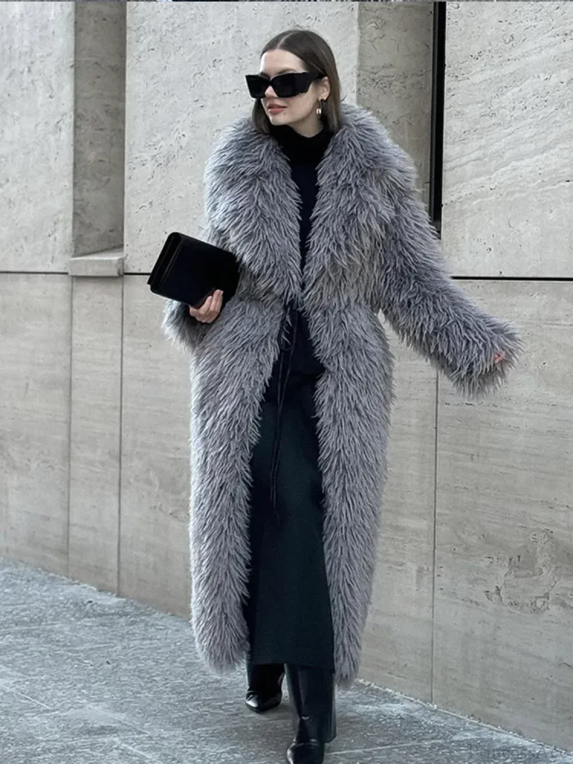 Big Lapel Long Fox Fur Coat - Image 4