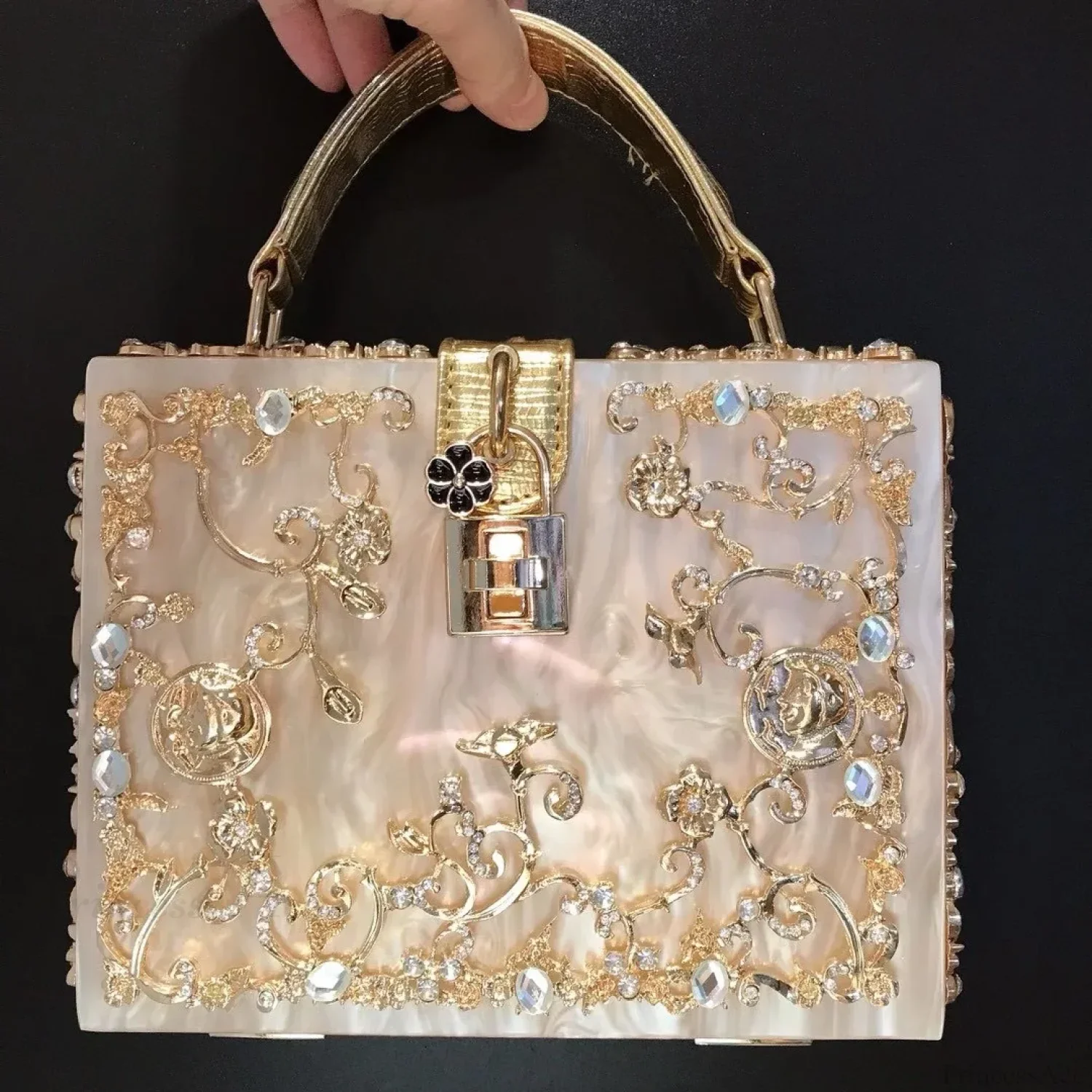 Bling Sequined Heart Evening Clutch Bag