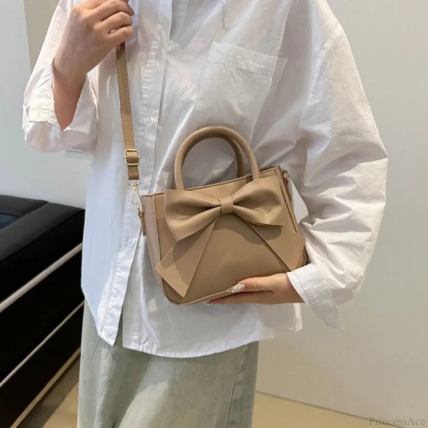 Bow PU Leather Solid Underarm Handbag - Image 5