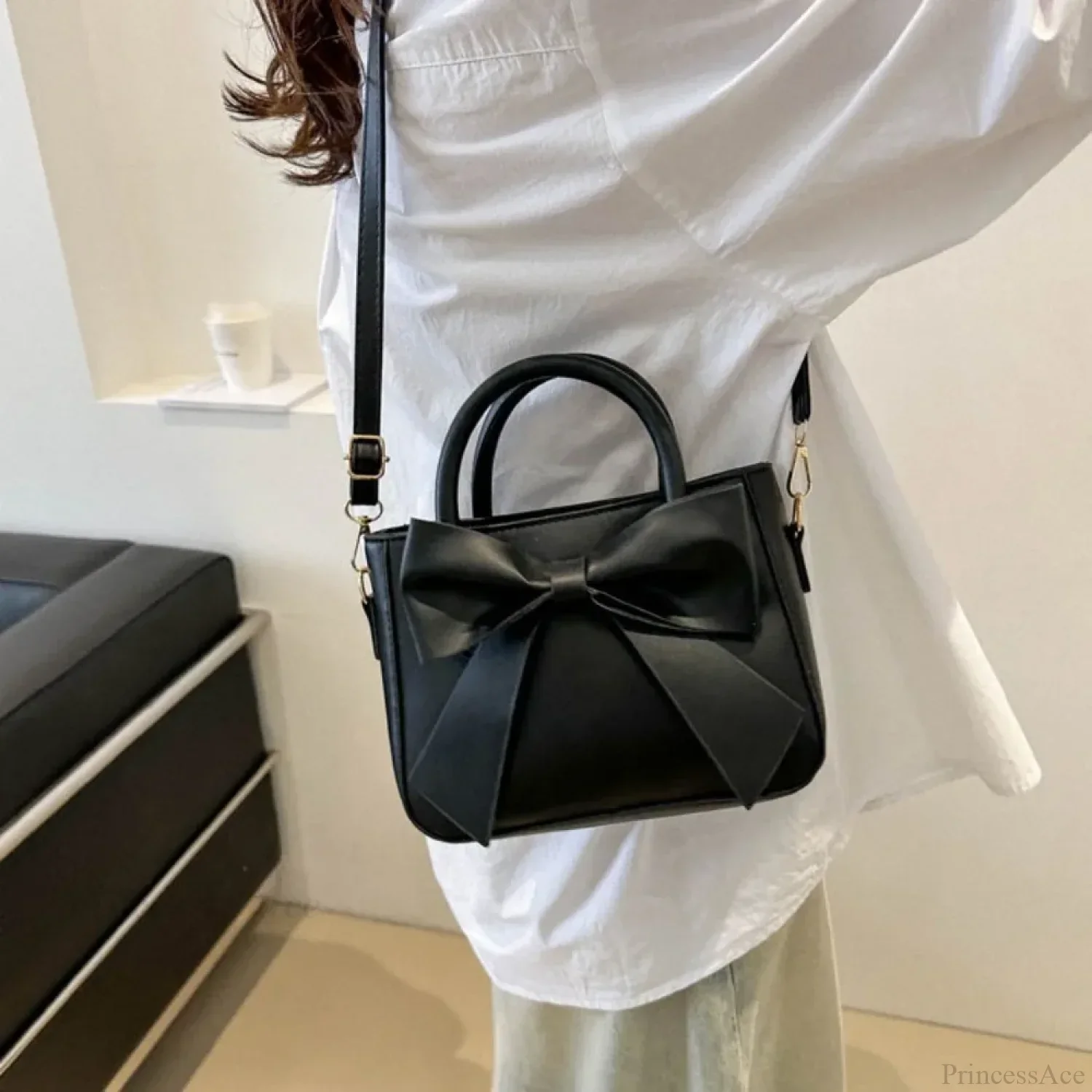 Bow PU Leather Solid Underarm Handbag - Image 6