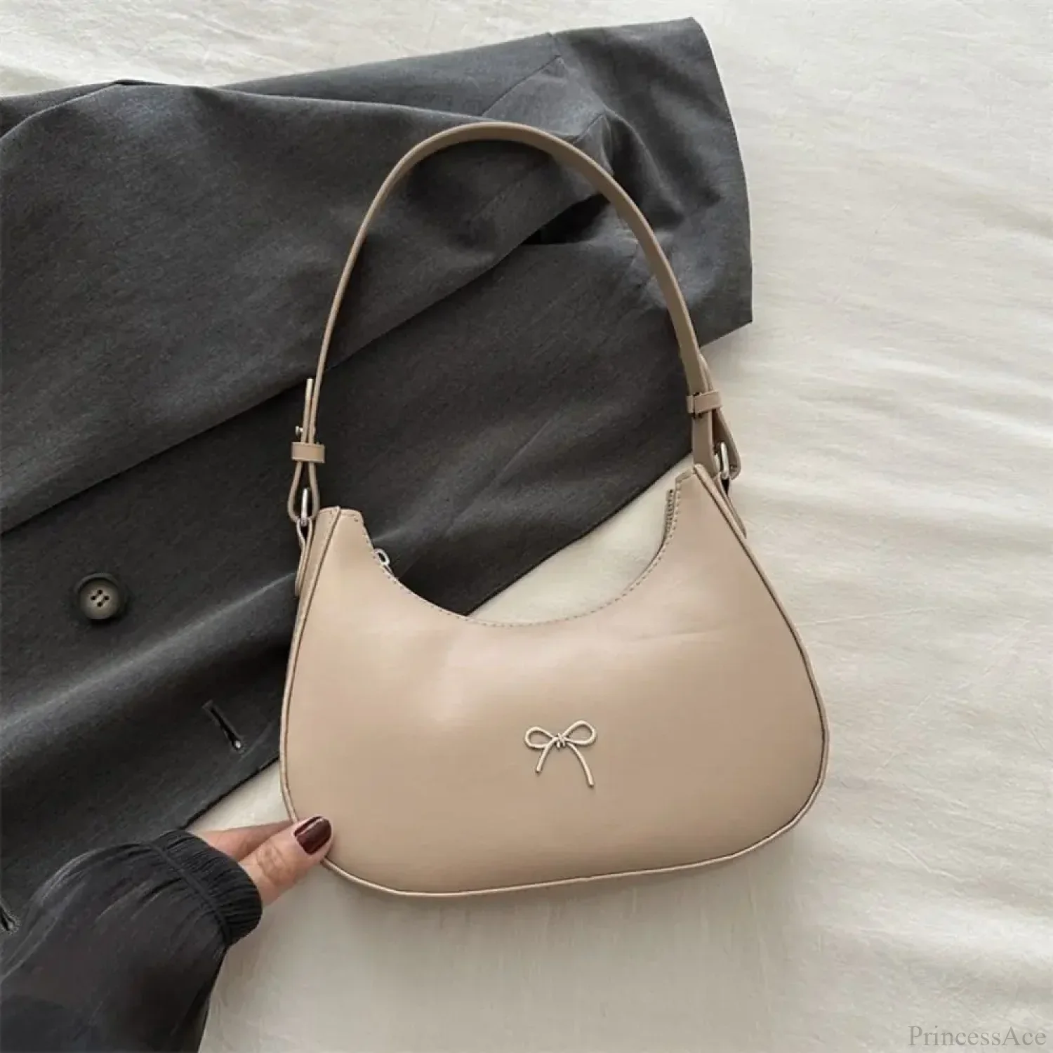 Bowknot Solid PU Leather Shoulder Bag - Image 8