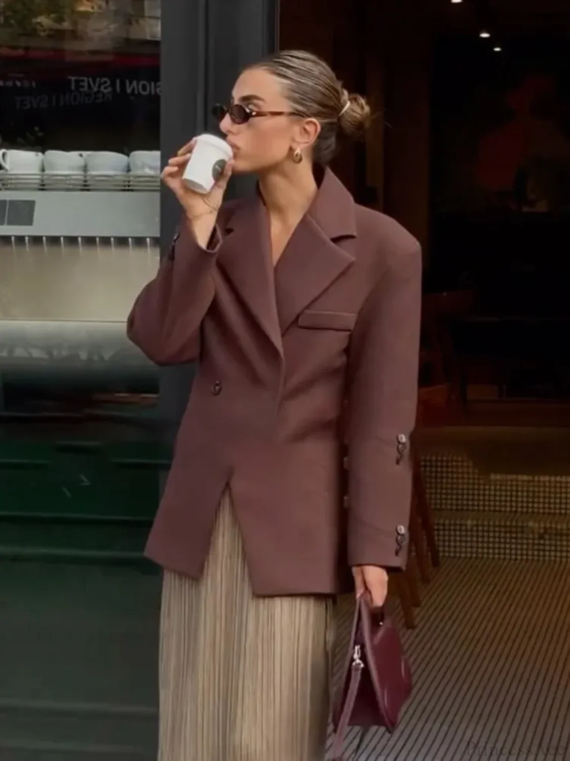 Brown Pocket Blazer Short Coat - Image 4
