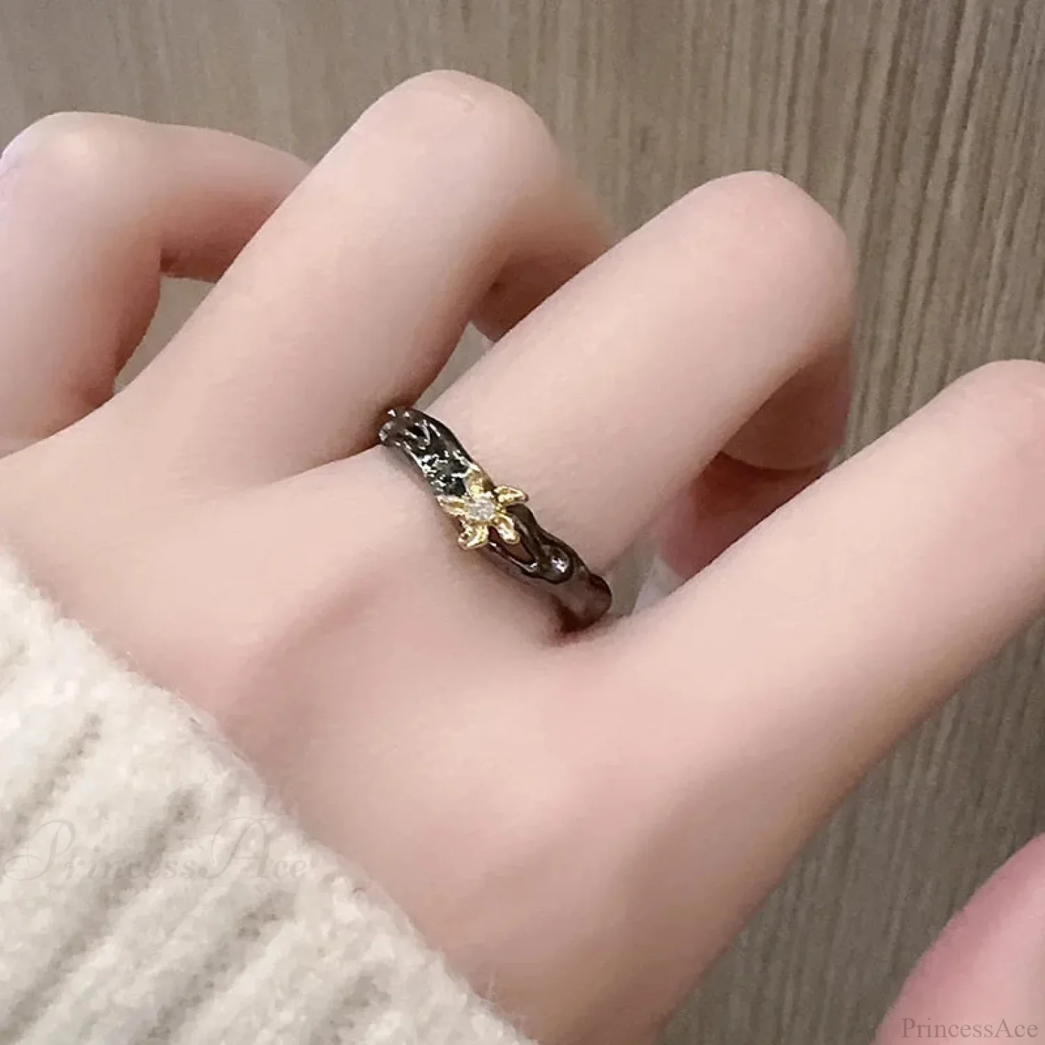 Butterfly Gothic Punk Style Ring - Image 4
