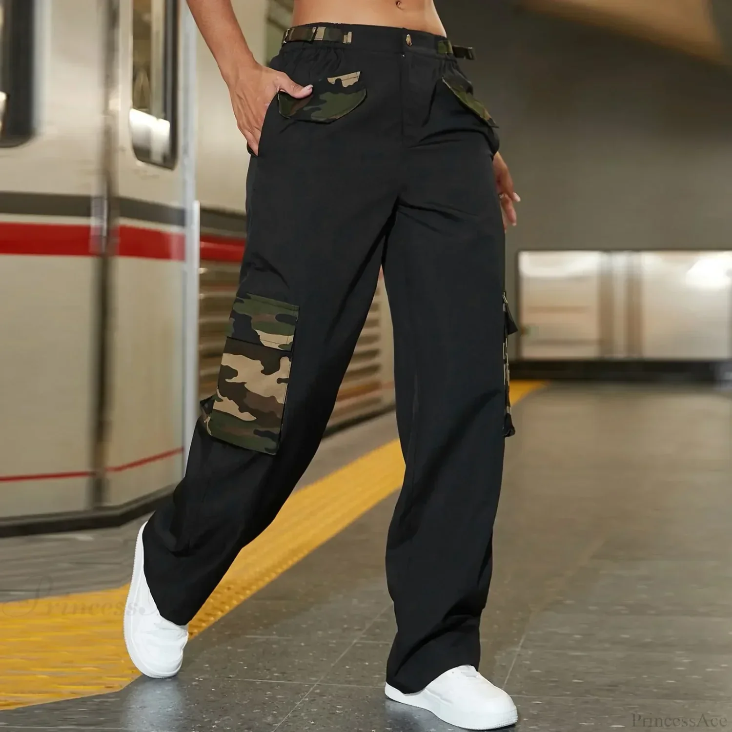 Camouflage Side Pocket Y2K Cargo Pants - Image 2