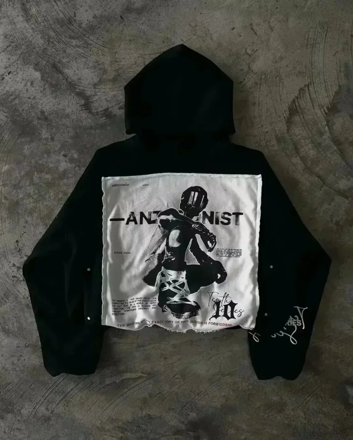 Cartoon Graphic Oversized Hoodie - Image 3