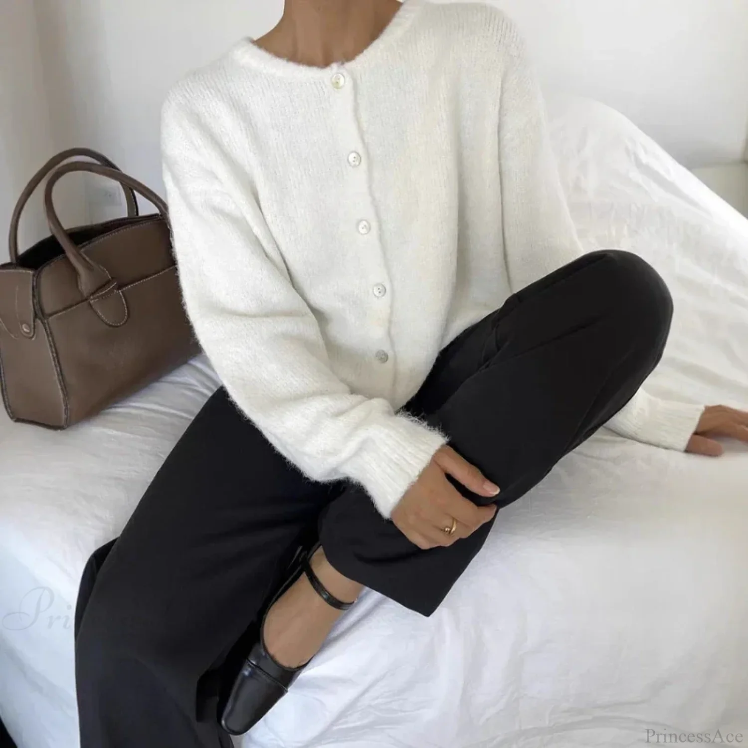 Cashmere Soft Single-breasted Knit Cardigan - Image 5