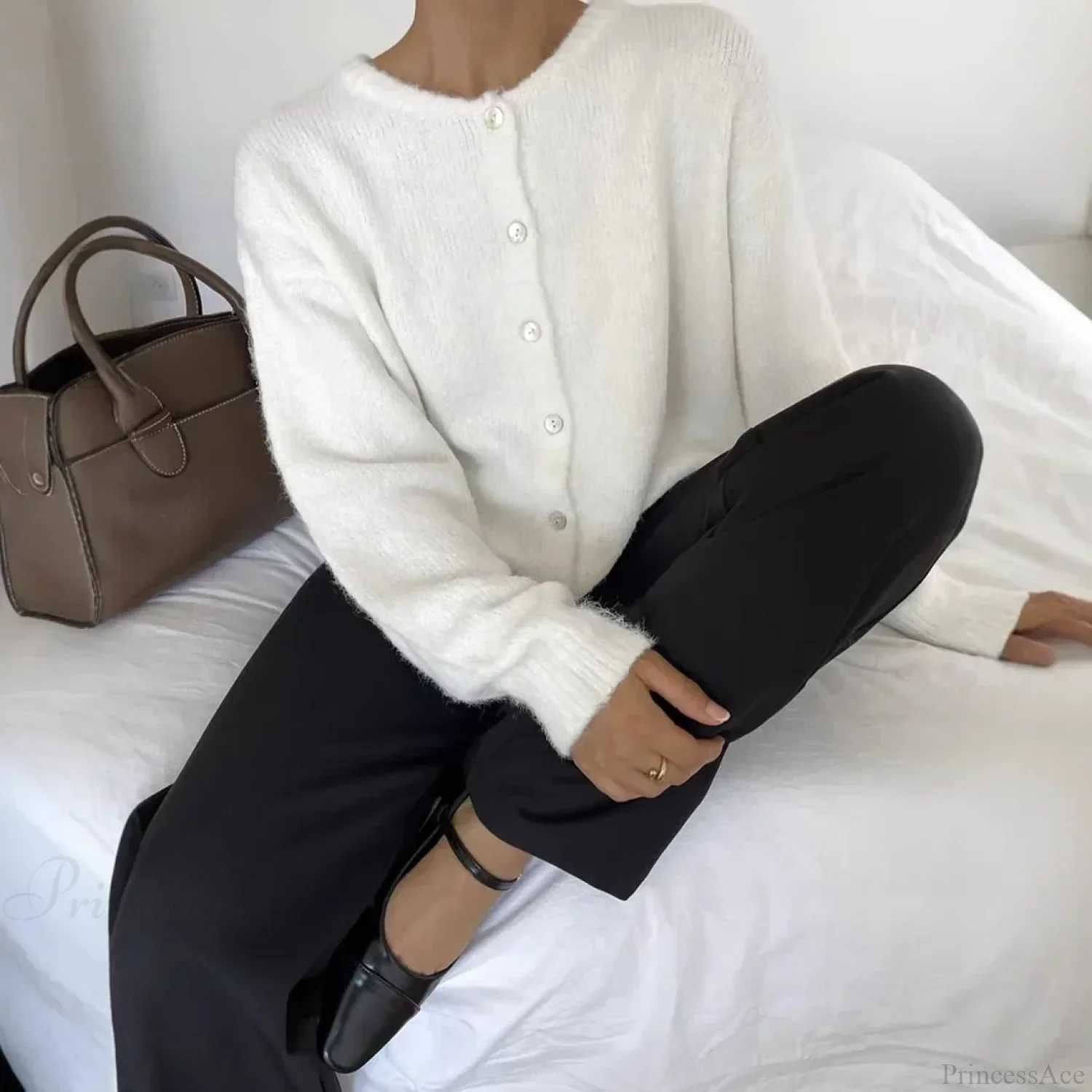 Cashmere Soft Single-breasted Knit Cardigan - Image 7