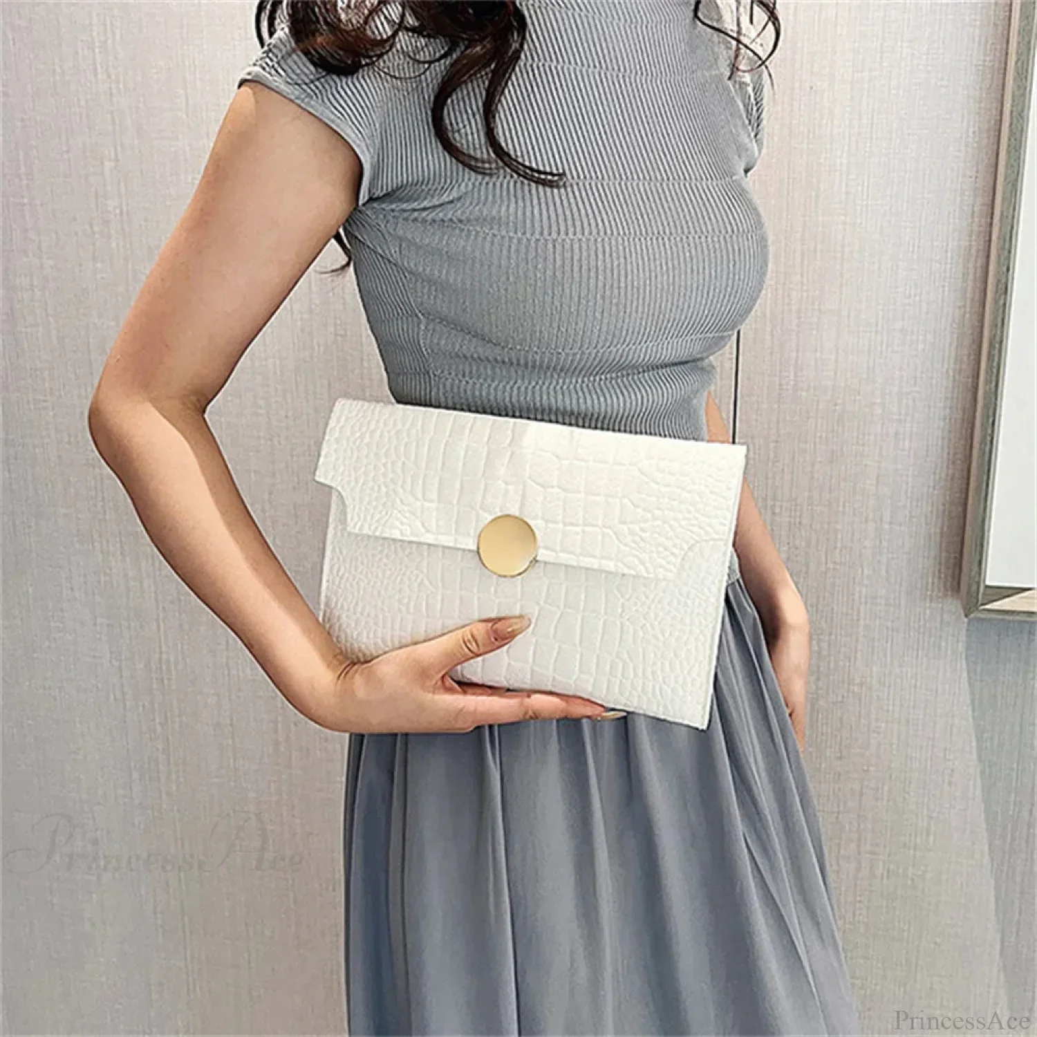 Casual Crocodile Pattern Business Clutch Wristlet - Image 4