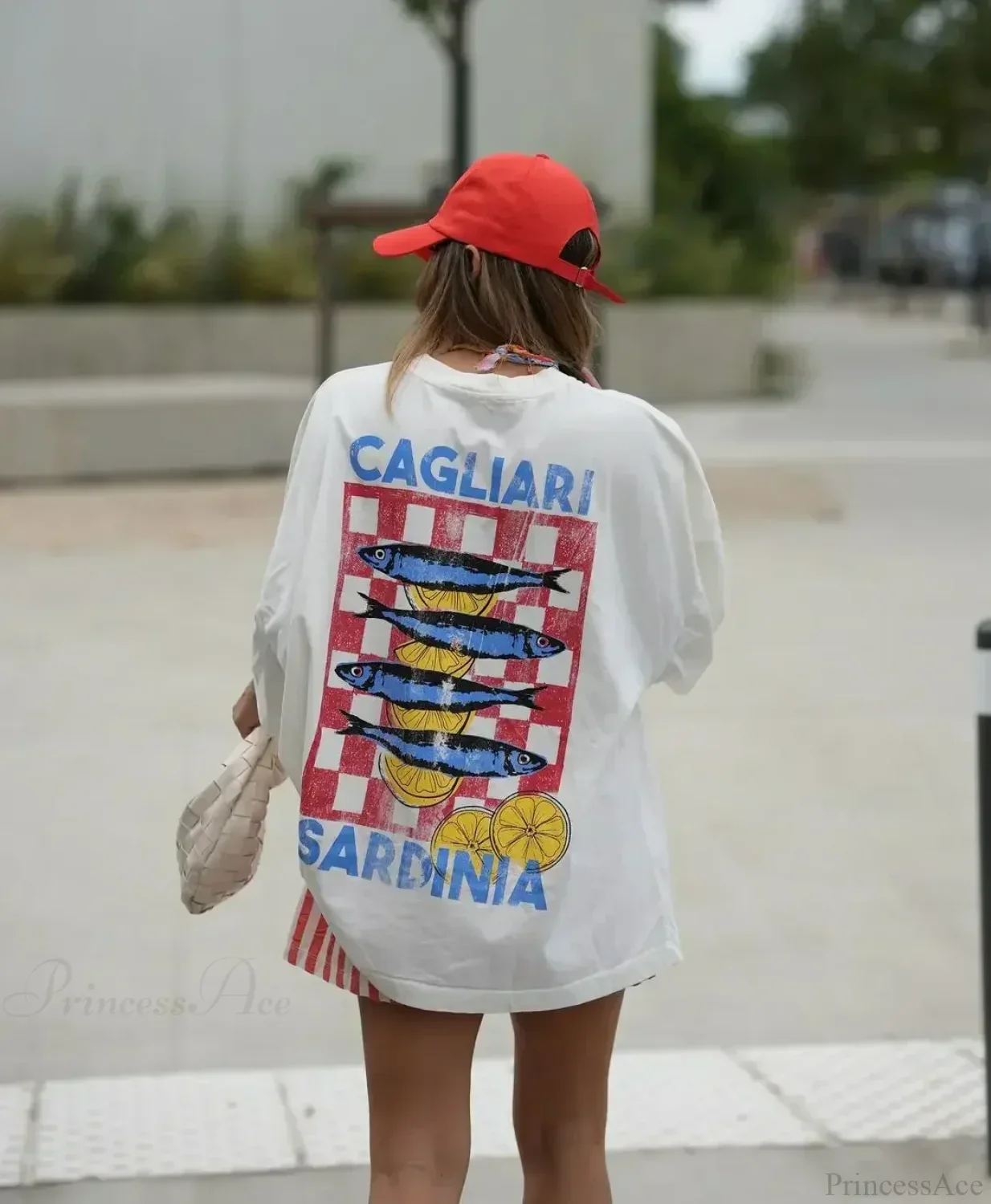 Casual Fish Y2K Graphic T-shirt - Image 6