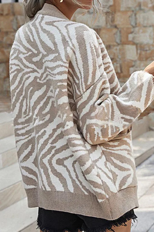Casual Knit Animal Style Cardigan - Image 3