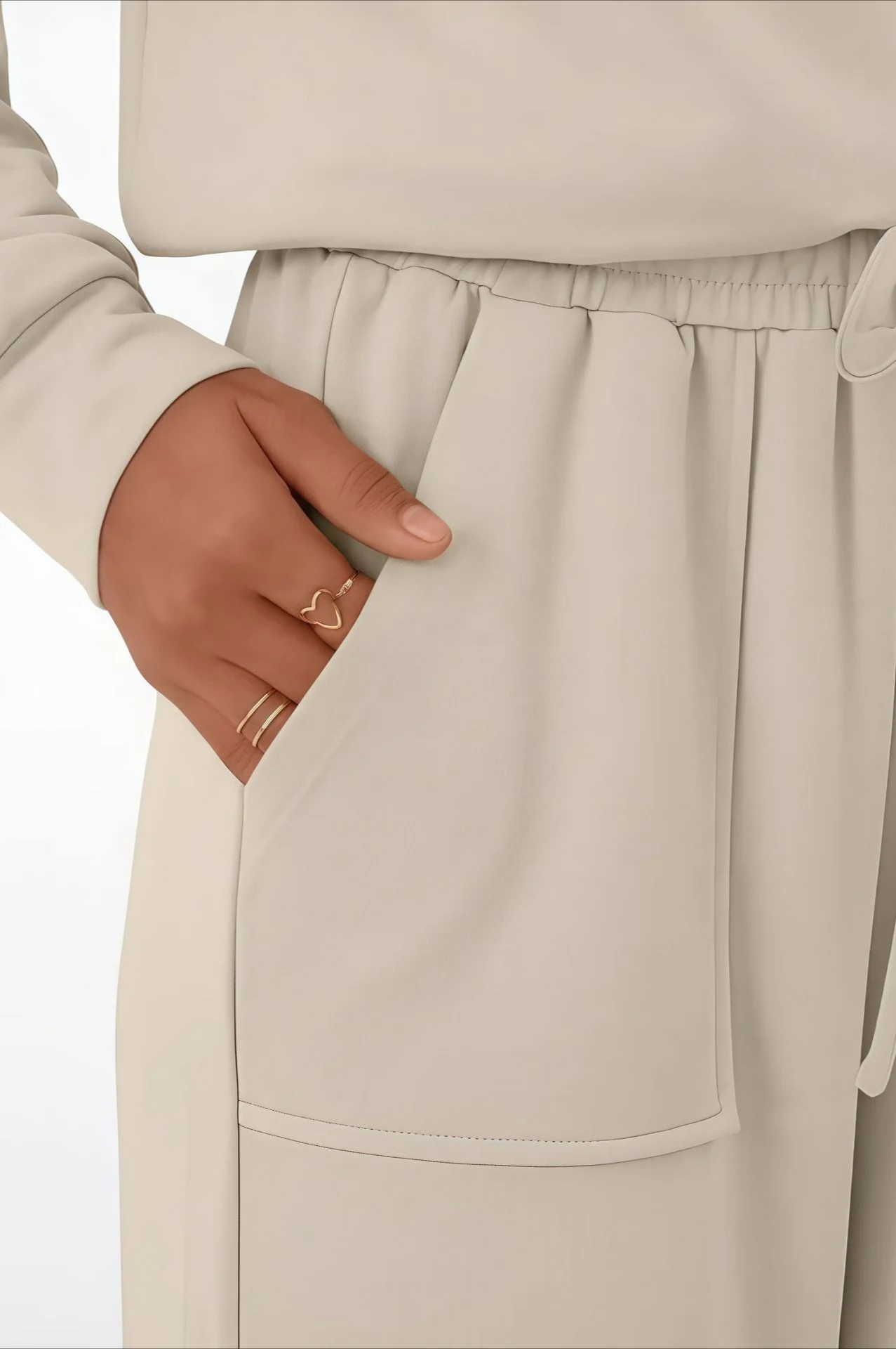 Chic Pocketed Drawstring Solid Casual Two Piece Set - Image 3