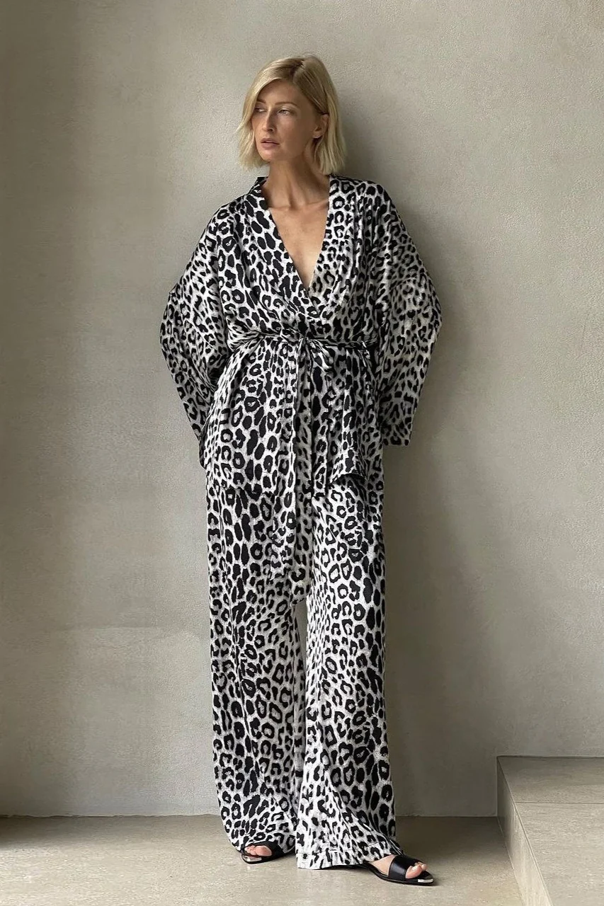 Chic Printed Long-Sleeve Shirt Belted Wide-Leg Pants Two Piece Set - Image 3
