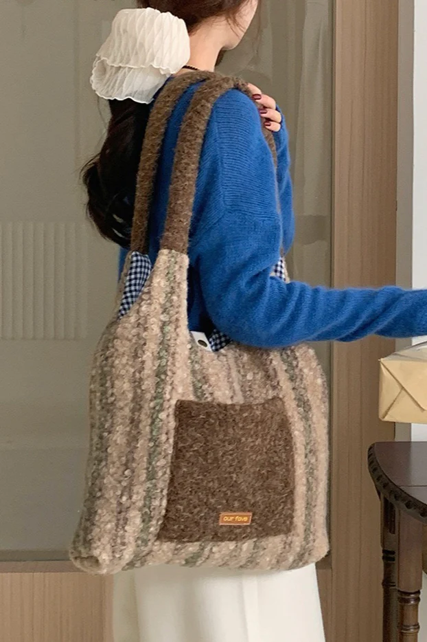 Christmas Red Plaid Faux Fur Panel Tote Shoulder Bag - Image 6