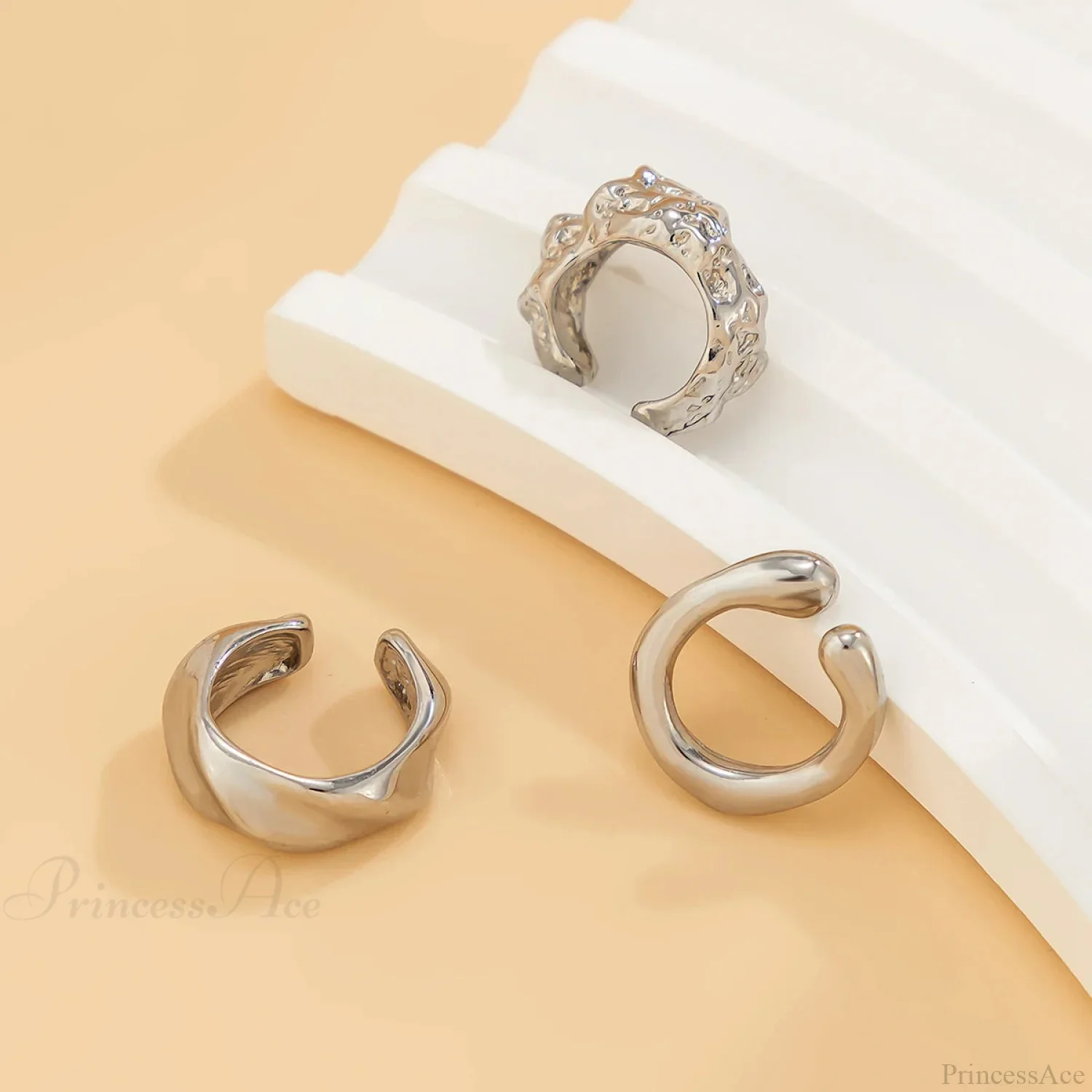 Chunky Metallic No Piercing Clamp Ear Cuff Earring - Image 5