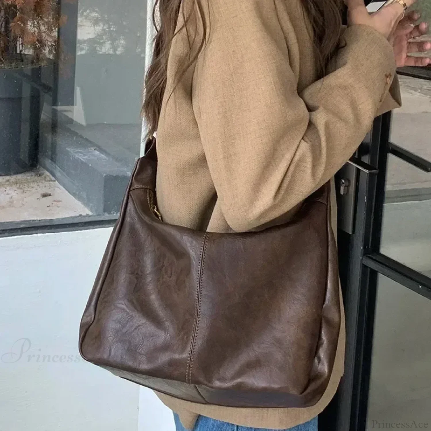 Cowhide Luxury Messenger Crossbody Bag - Image 2