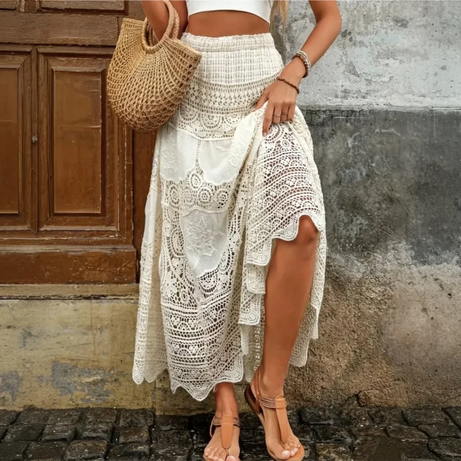 Crochet Hollow Apricot Lace Skirt - Image 2