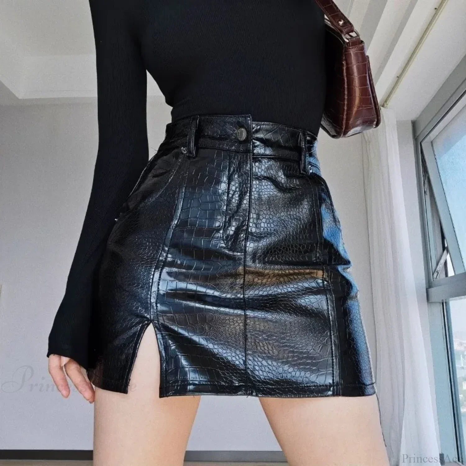 Crocodile Pattern High Waist Skirt - Image 2