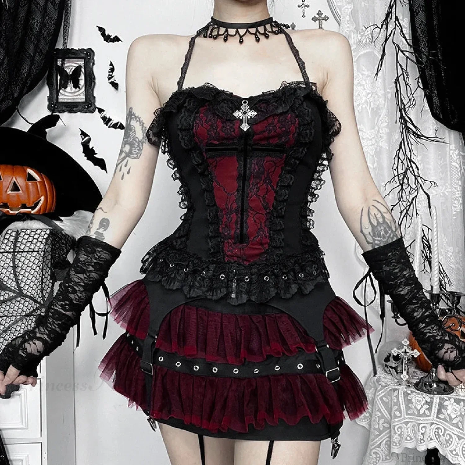 Dark Lace Trim Backless Crop Top - Image 2