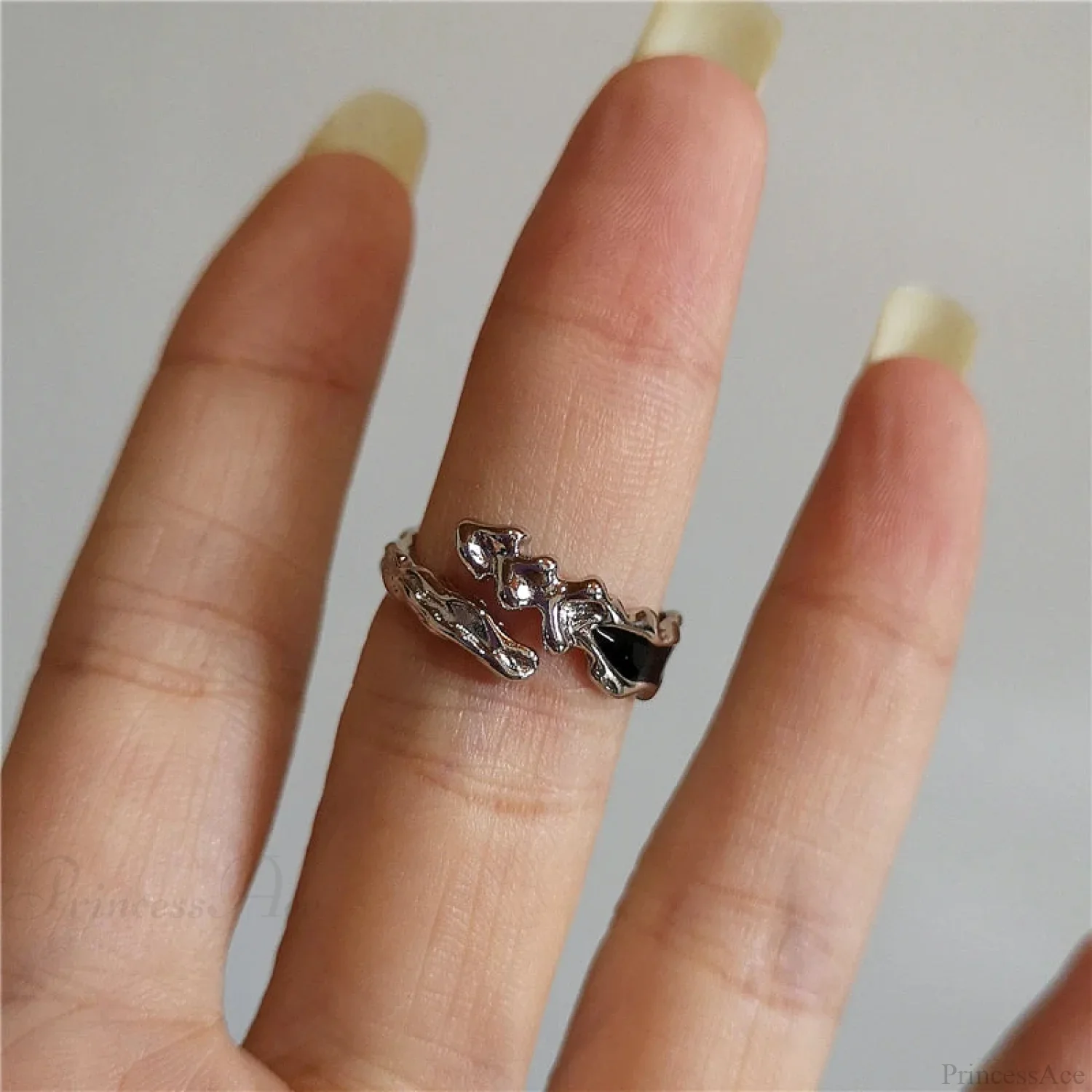 Dark Thorny Rose Pair Ring - Image 8