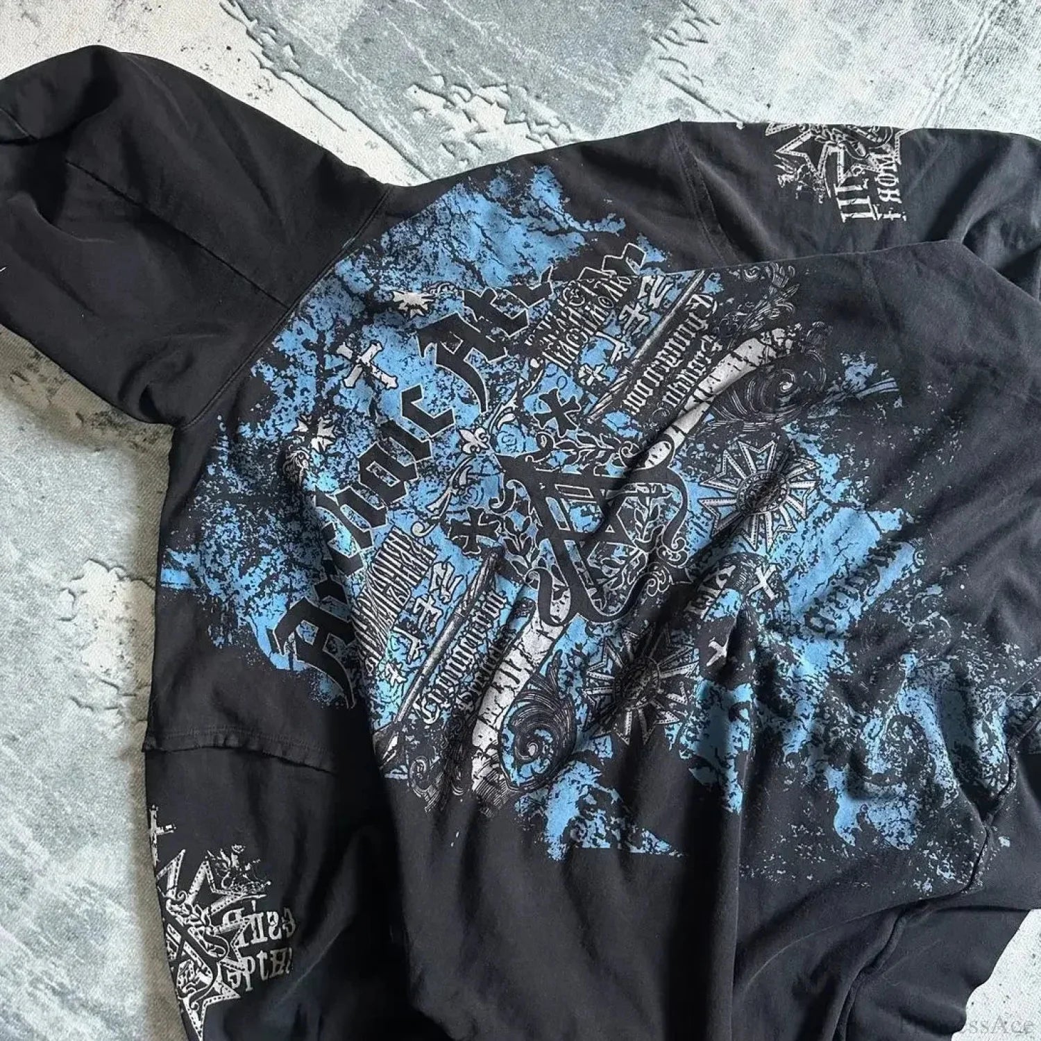 Dark Vintage Design Zipper Hoodie - Image 3