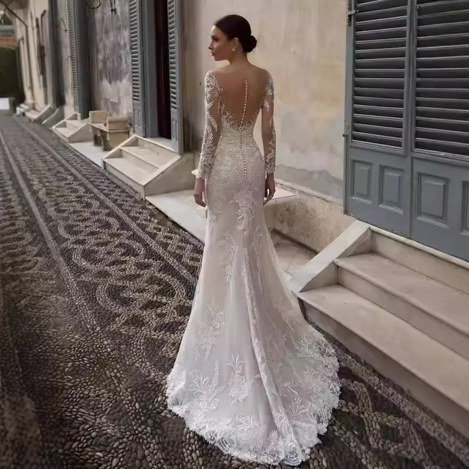 Deep V-Neck Backless Mermaid Wedding Dress - Image 2