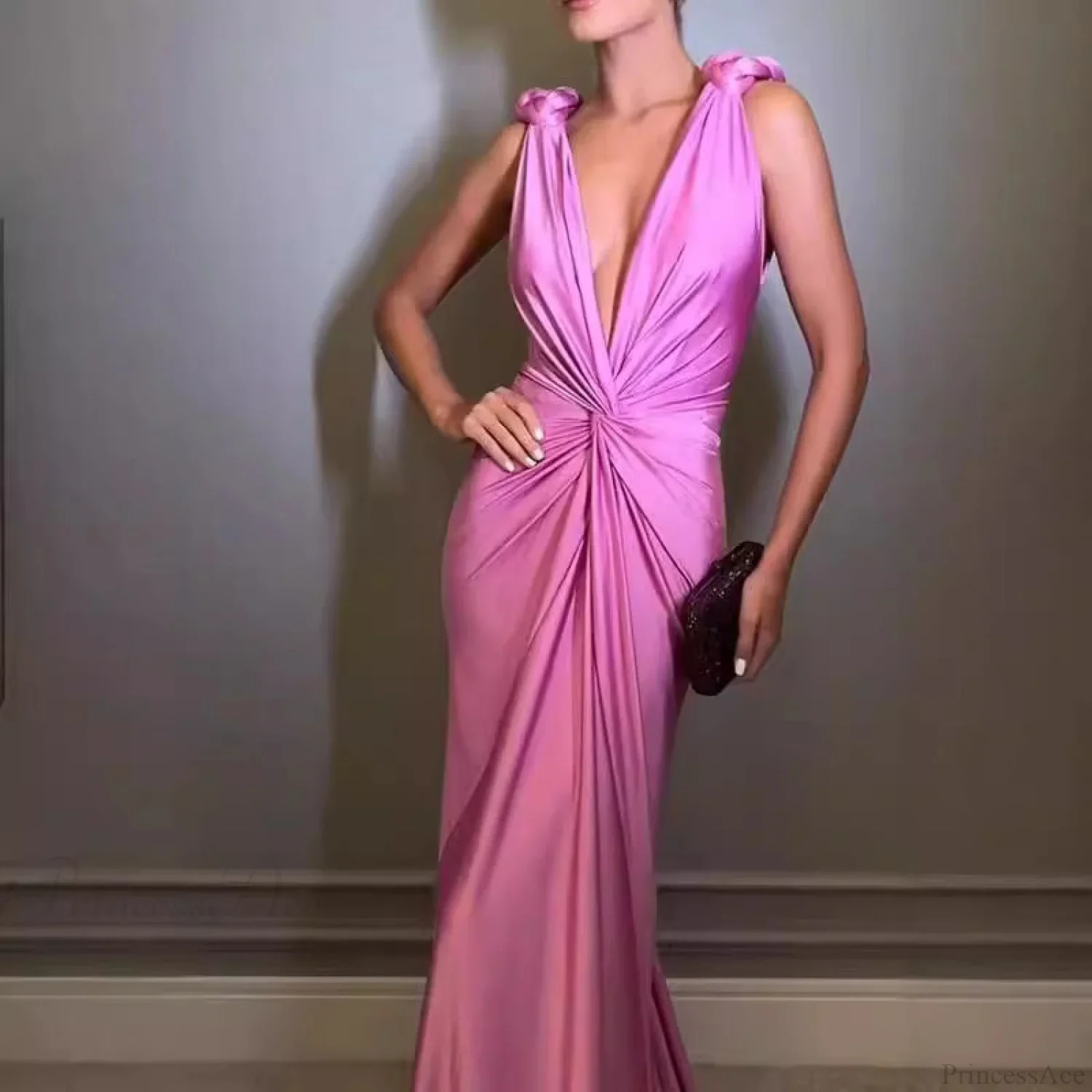 Deep V Sleeveless Backless Solid Color Prom Dress - Image 2