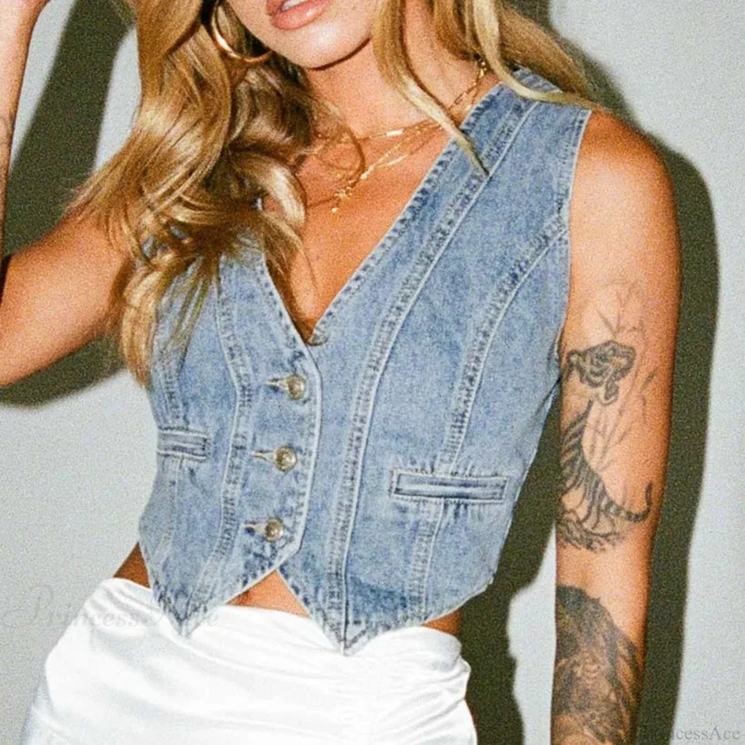 Denim Button Chic Crop Top - Image 2