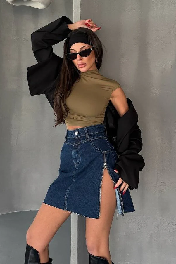 Asymmetrical Denim Flowy Mini Skirt - Image 5