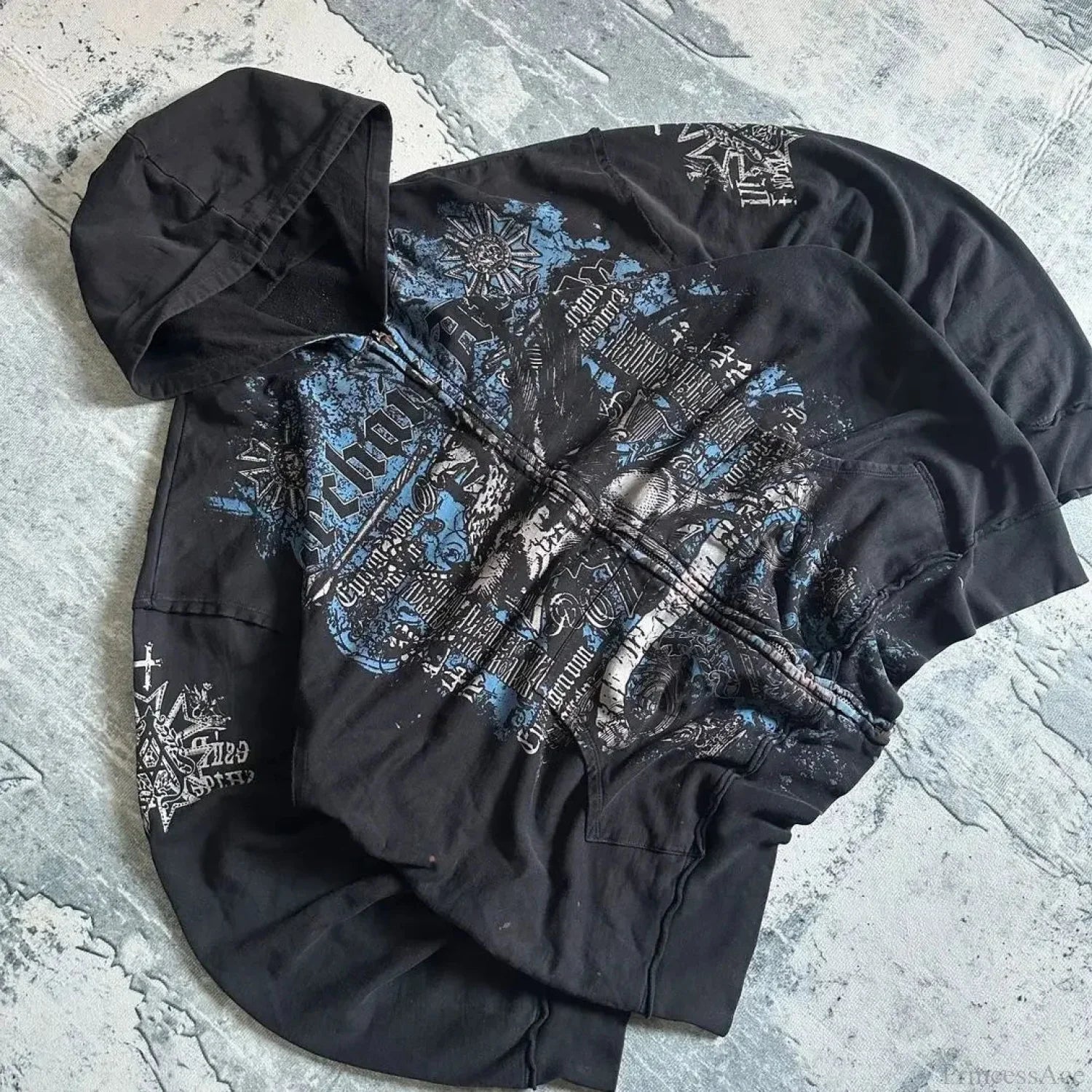 Distress Medieval Vintage Zip Hoodie - Image 2