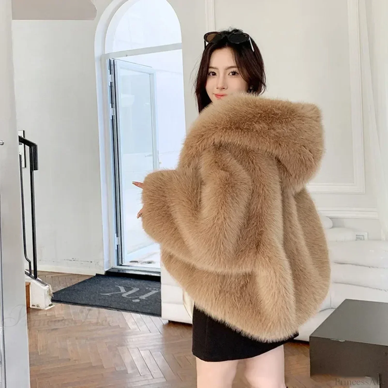 Eco-Friendly ImiTation Fox Hooded Coat - Image 4