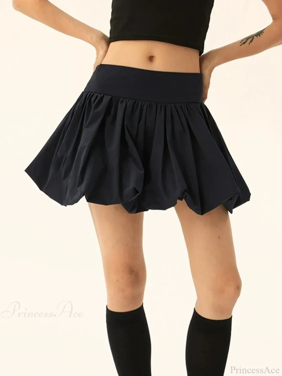 Elastic Waist Bubble Style Skirt - Image 7