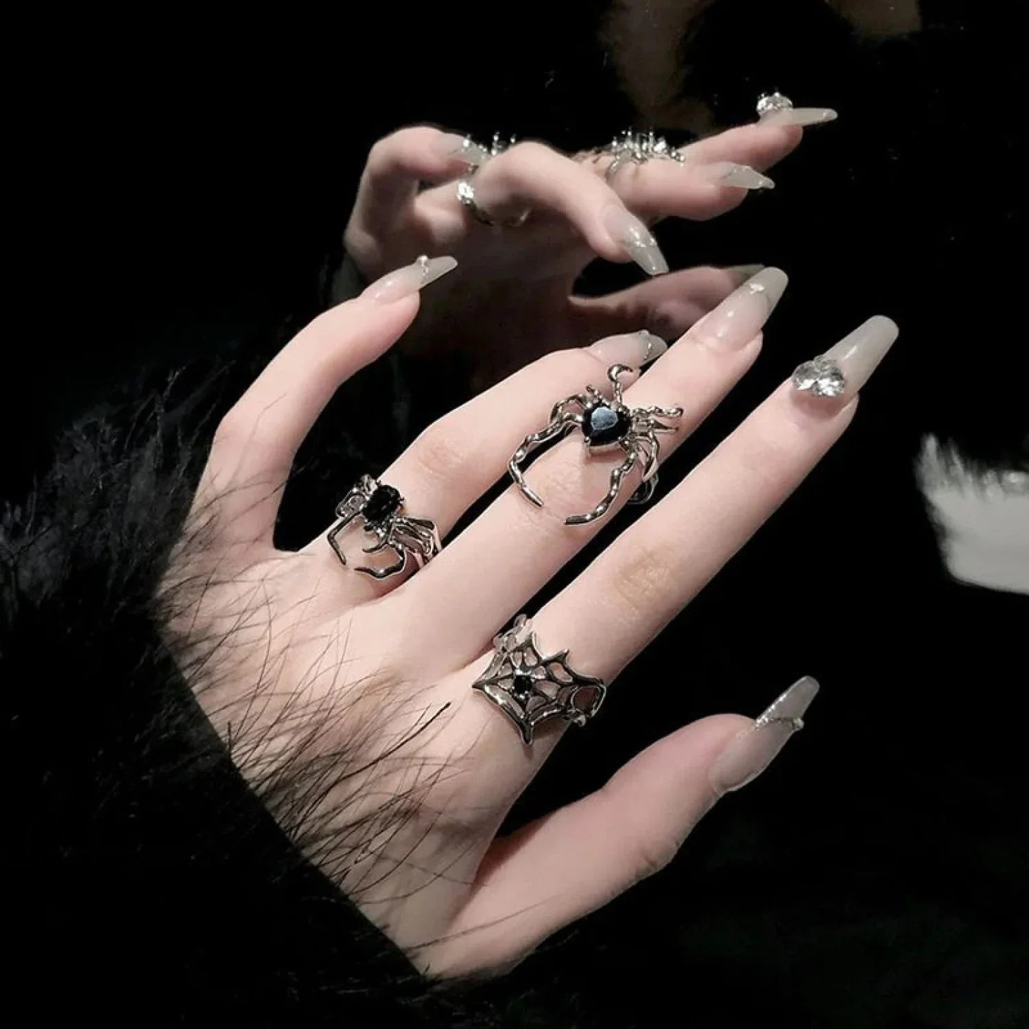 Electroplating Dark Heart Gothic Spider Web Ring - Image 2