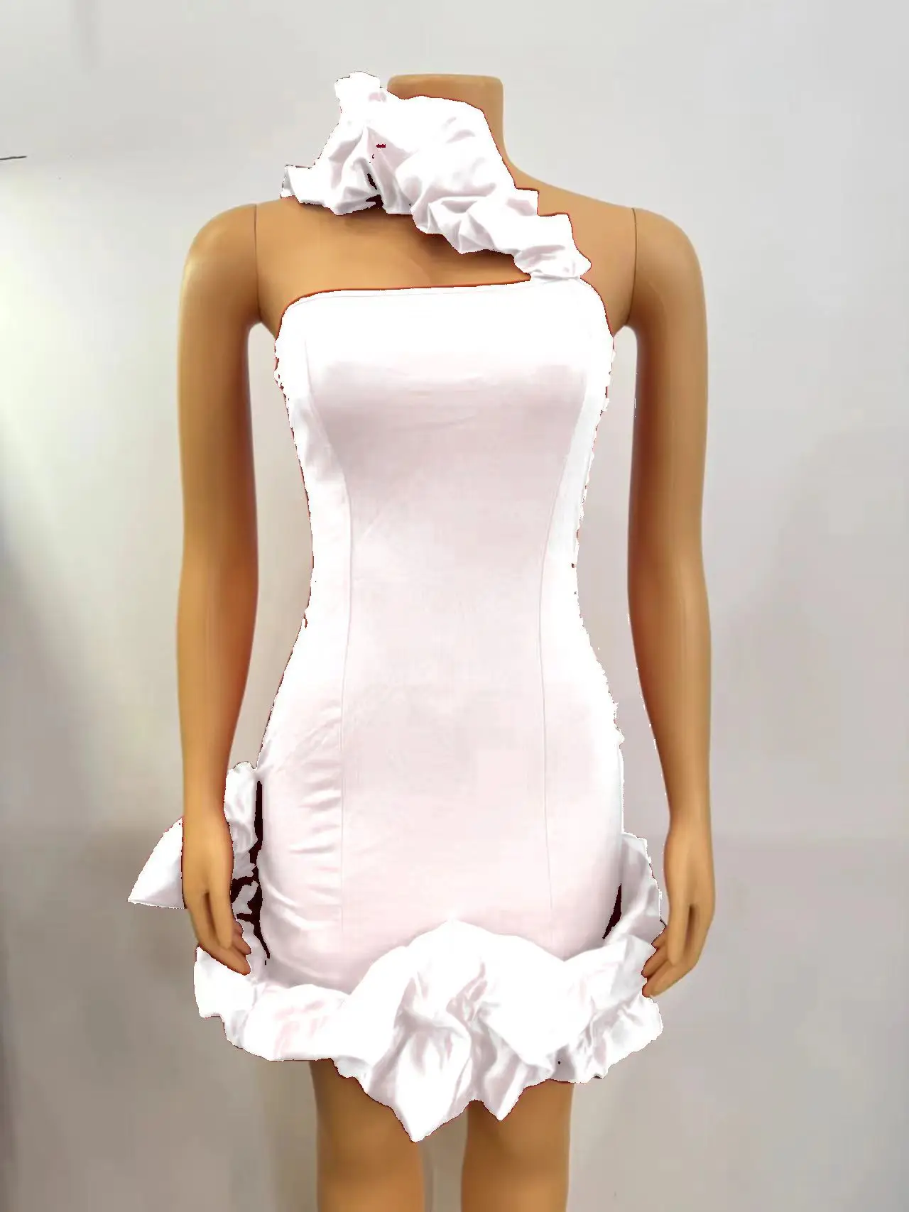 Elegant A-Line Backless One-Shoulder Red Party Dress - Image 9