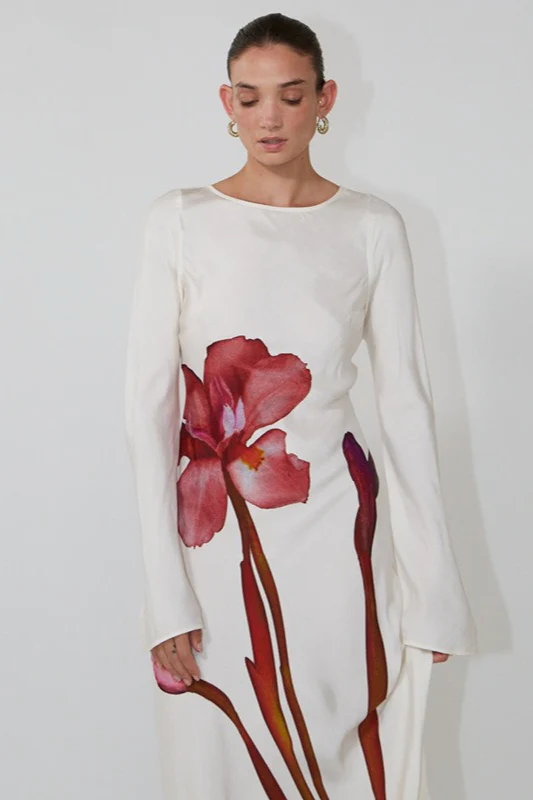 Elegant Long Sleeve Floral Print Backless Maxi Dress - Image 4