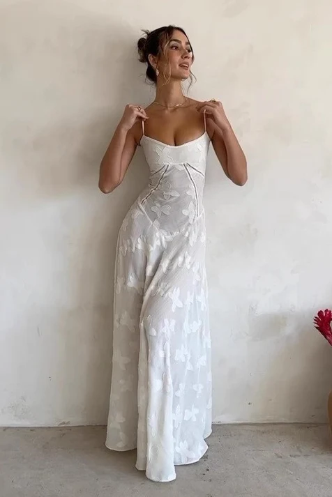 Elegant White Maxi Boho Dress - Image 2