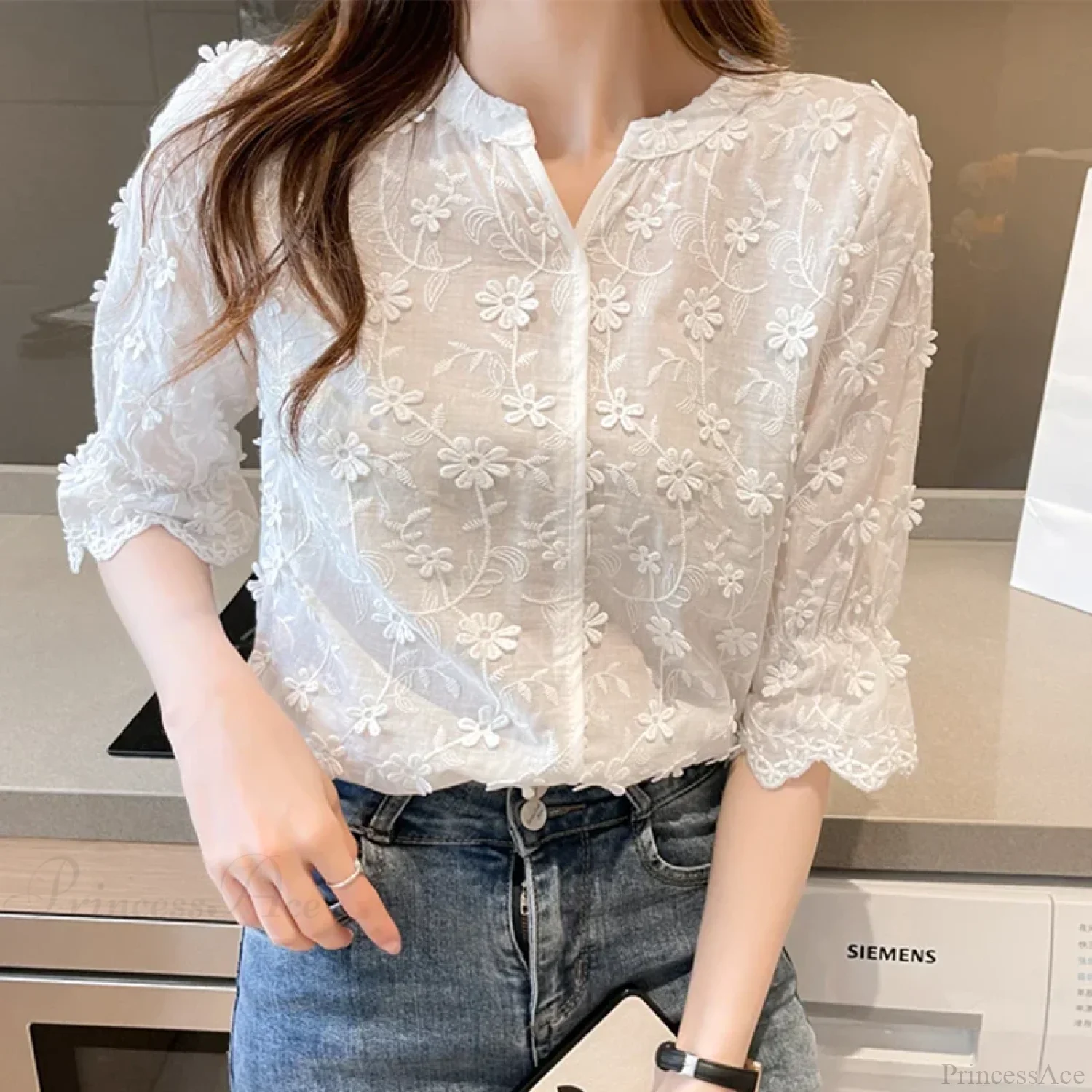 Embroidered Lace Summer Cotton White Blouse - Image 3
