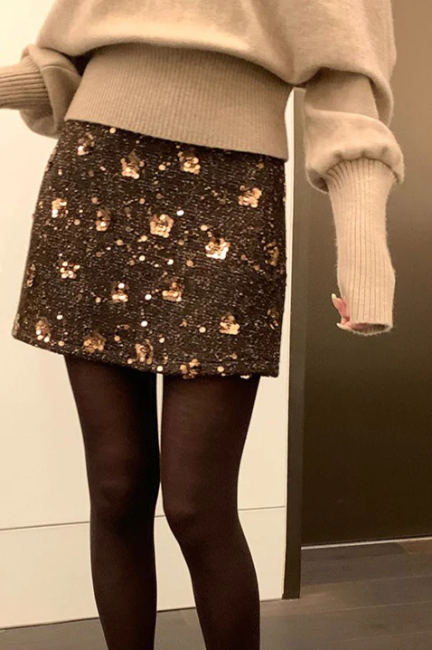Embroidered Sequin High Waist A-Line Skirt - Image 3
