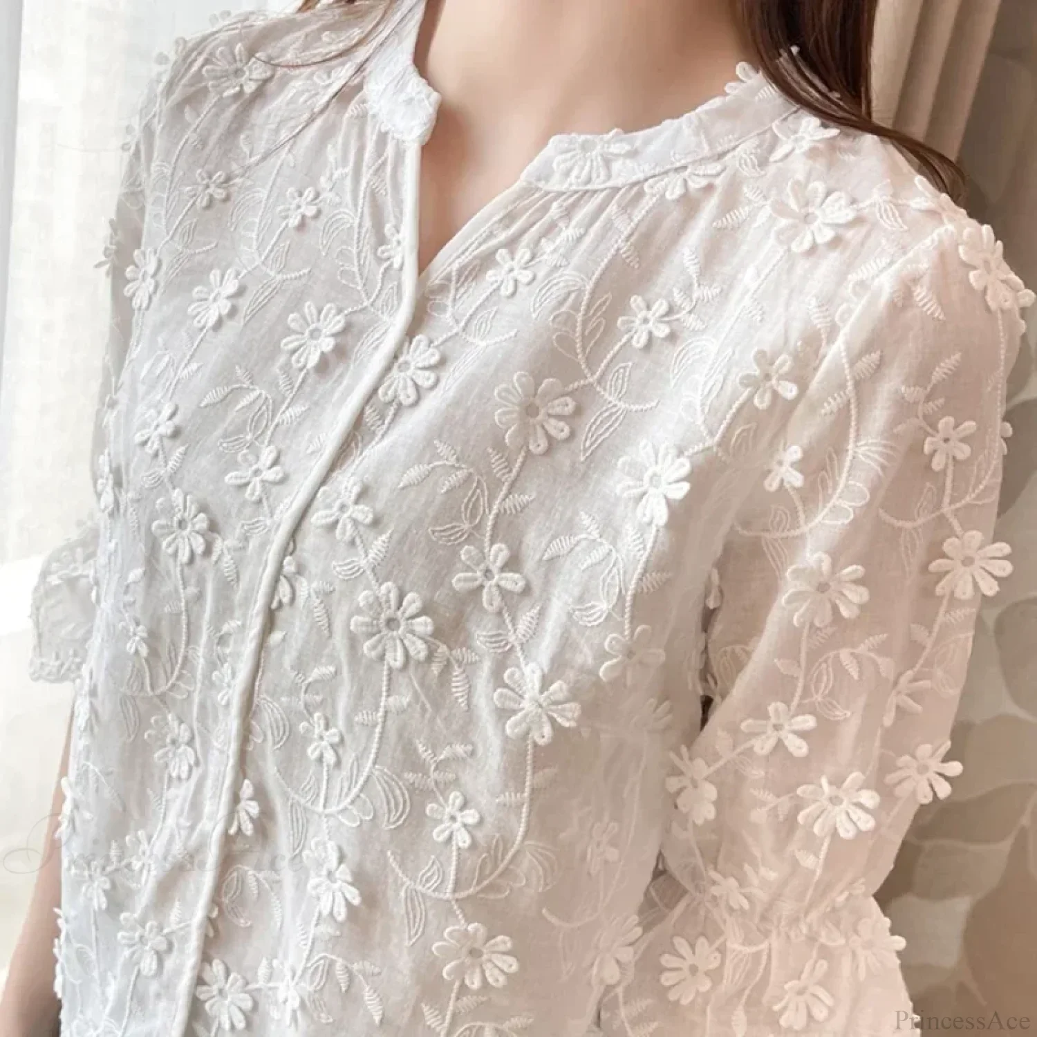 Embroidery Floral Short Sleeve White Blouse - Image 4