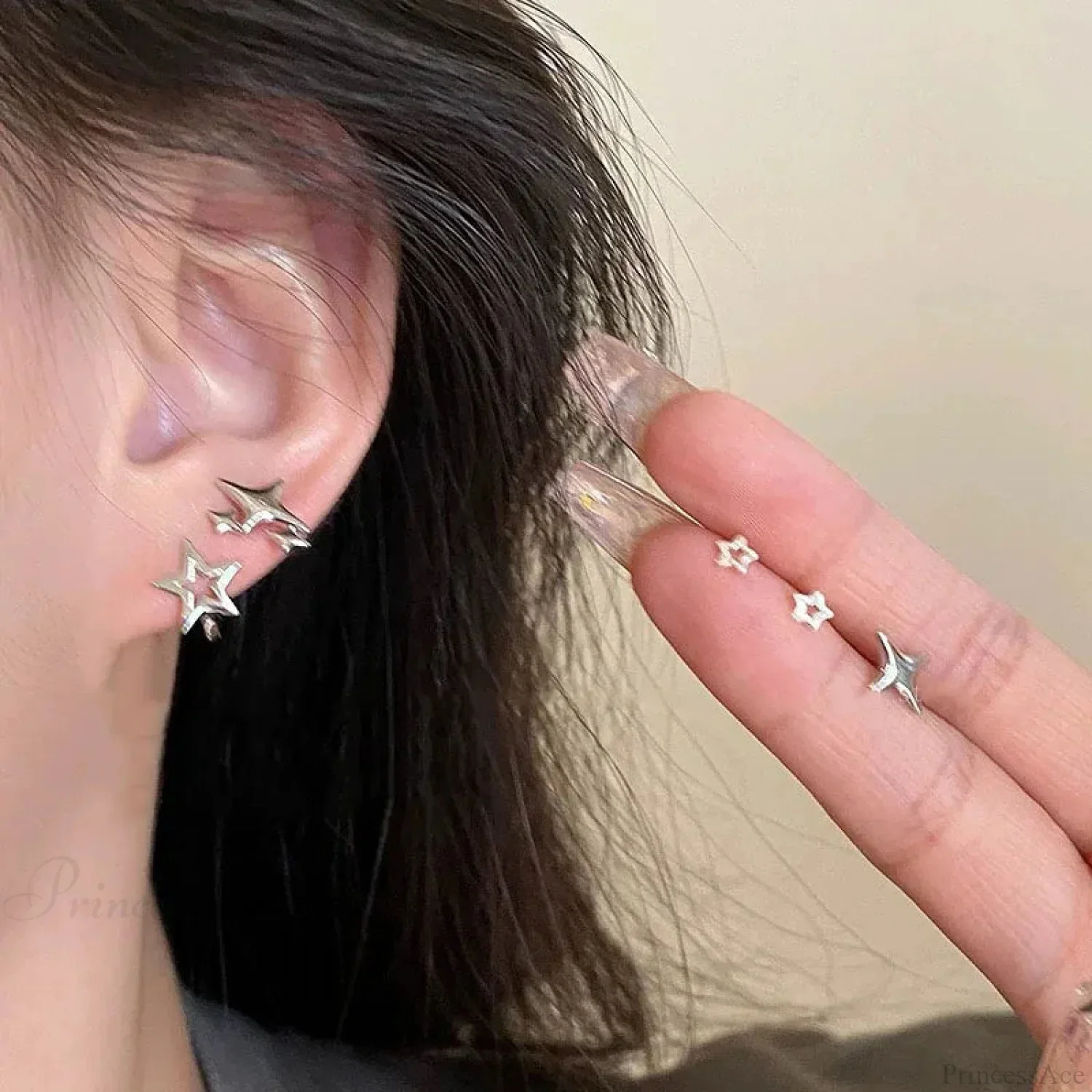 Empty Five-pointed Star Constellation Stud Earring - Image 4