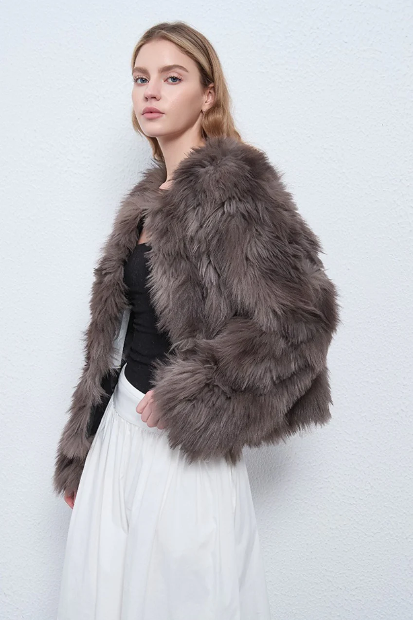Faux Raccoon Fur Plush Coat with Retro Style - Image 4
